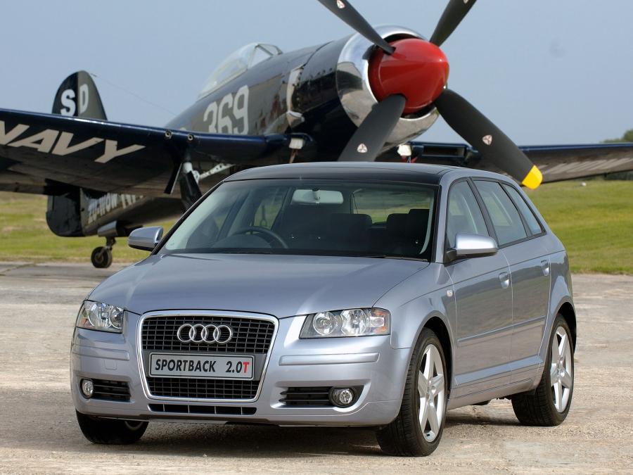  Audi A3 Sportback 2.0T (8PA) 2005 года  (ZA) (фото 12 из 13)